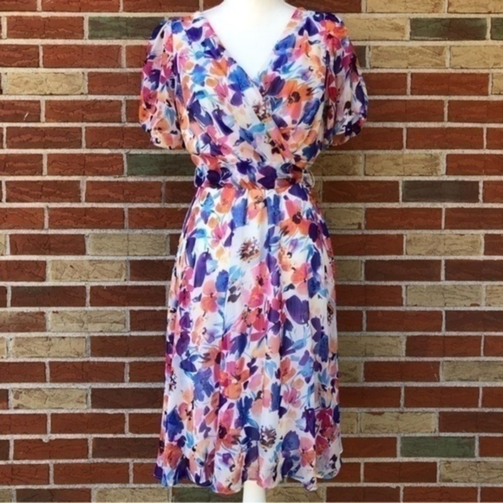 DKNY Donna Karan New York Floral Faux Wrap White Pink Short Sleeve Dress 👗